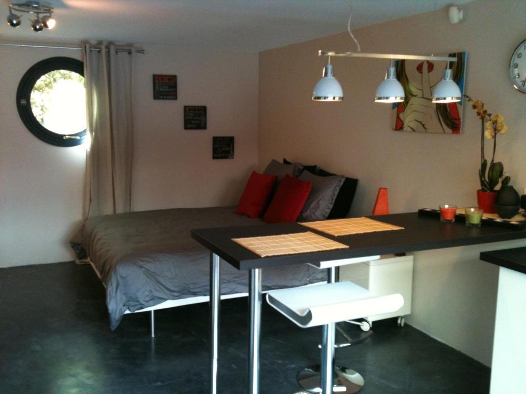 Beausejour-Porte De Versailles Expo Issy-les-Moulineaux Zimmer foto